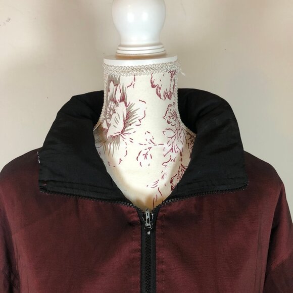 Vintage Reversible Zip-Up Coat — Burgundy & Black, Classic Minimalist Style - Picture 7 of 16